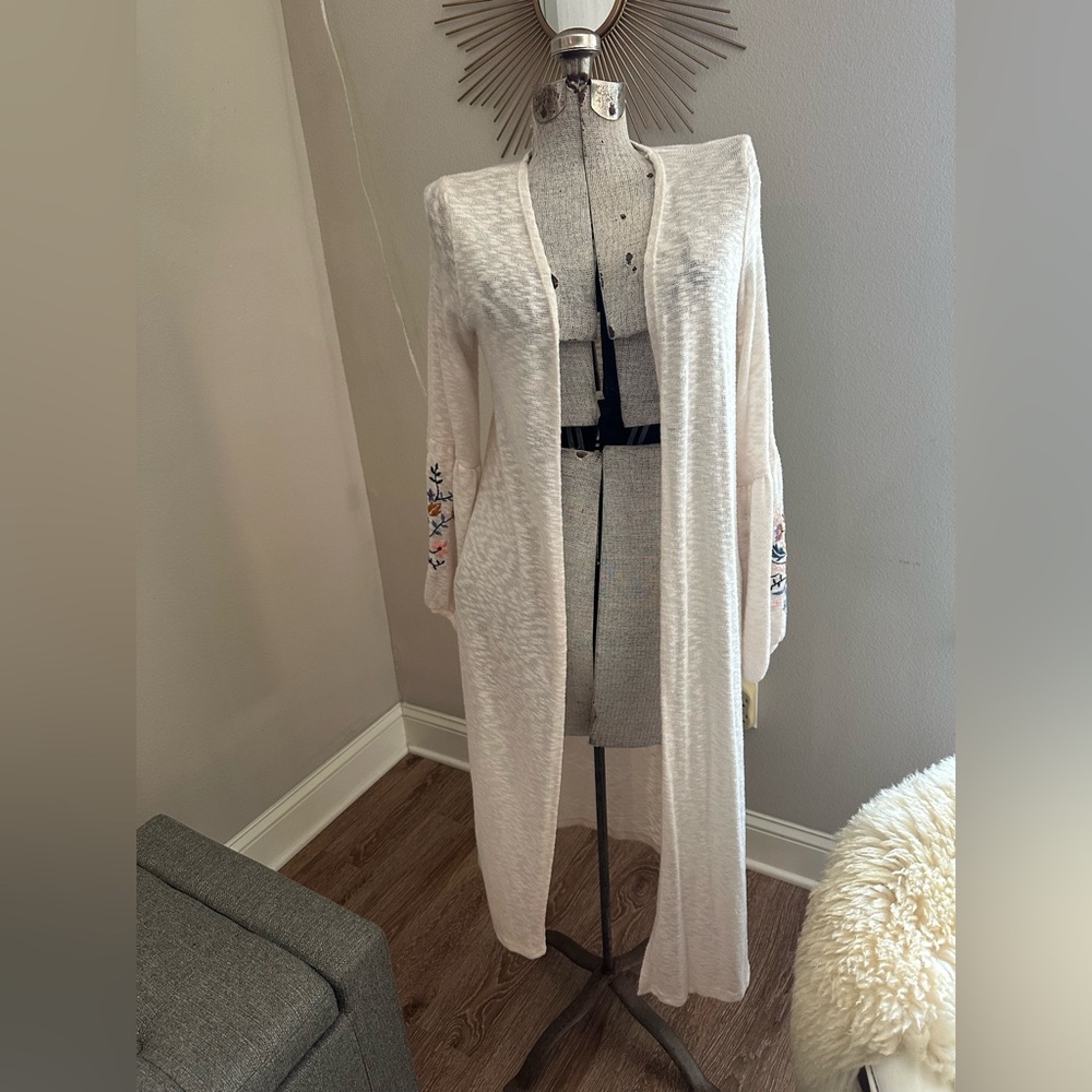 art class Cream embroidered sleeves Knit long open Cardigan